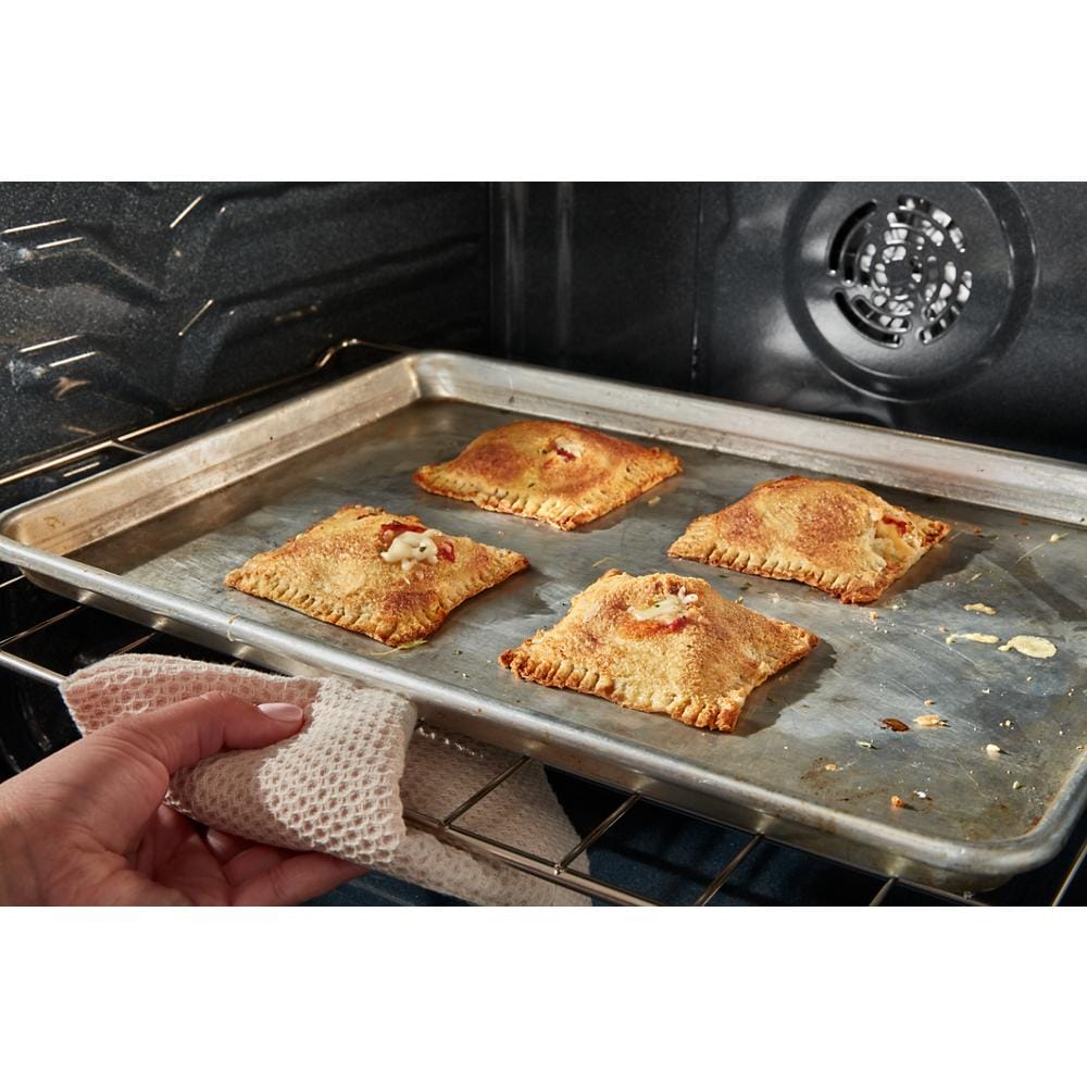 Whirlpool Gas Range with Air Cooking Technology, No Preheat Air Fry and Air Baking and Self Clean | WFGS5030RV