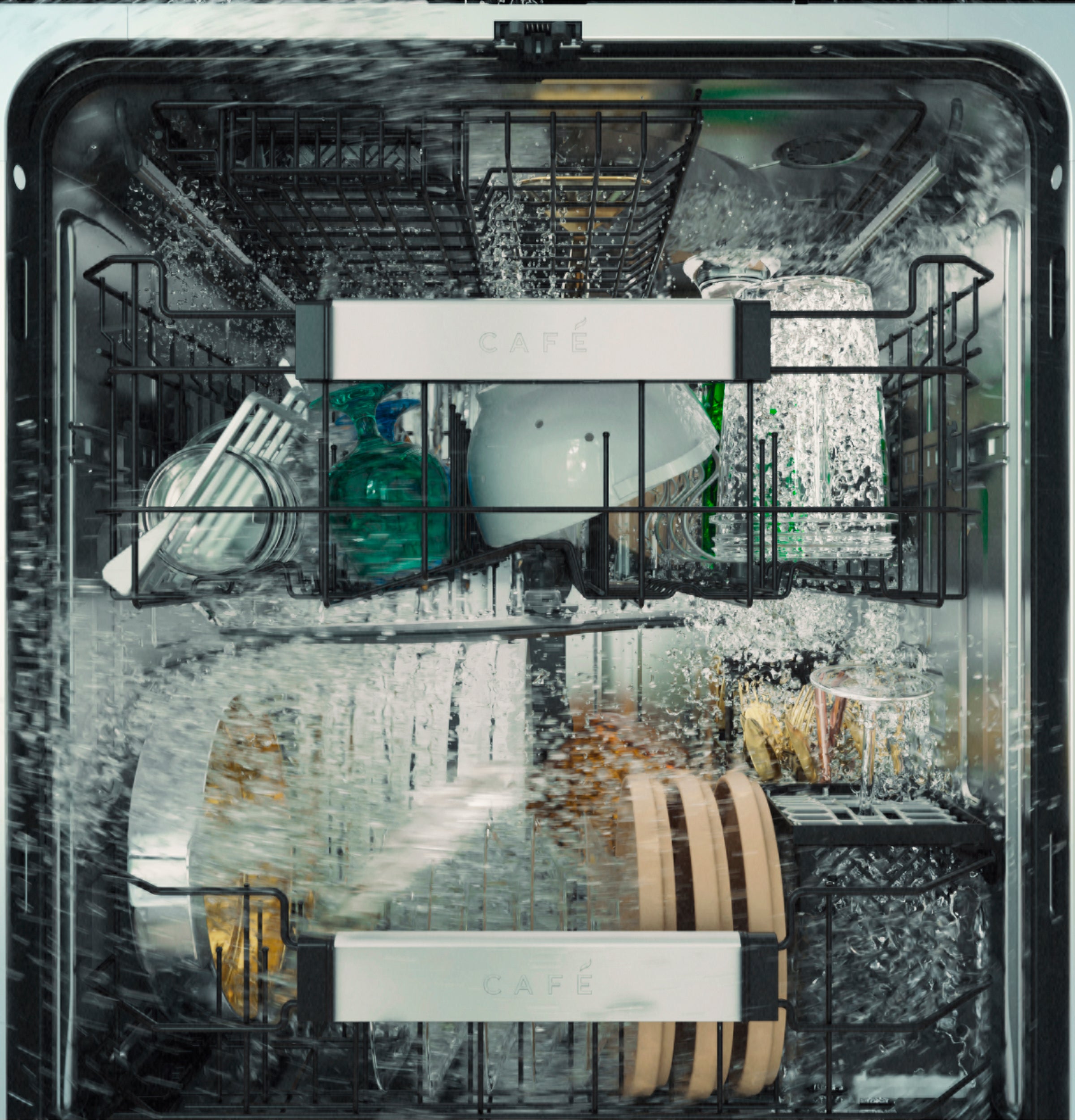 CAFÉ Stainless Interior Smart Dishwasher with Ultra Wash Top Rack and Dual Convection Ultra Dry, 44 dBA | CDT858P4VW2