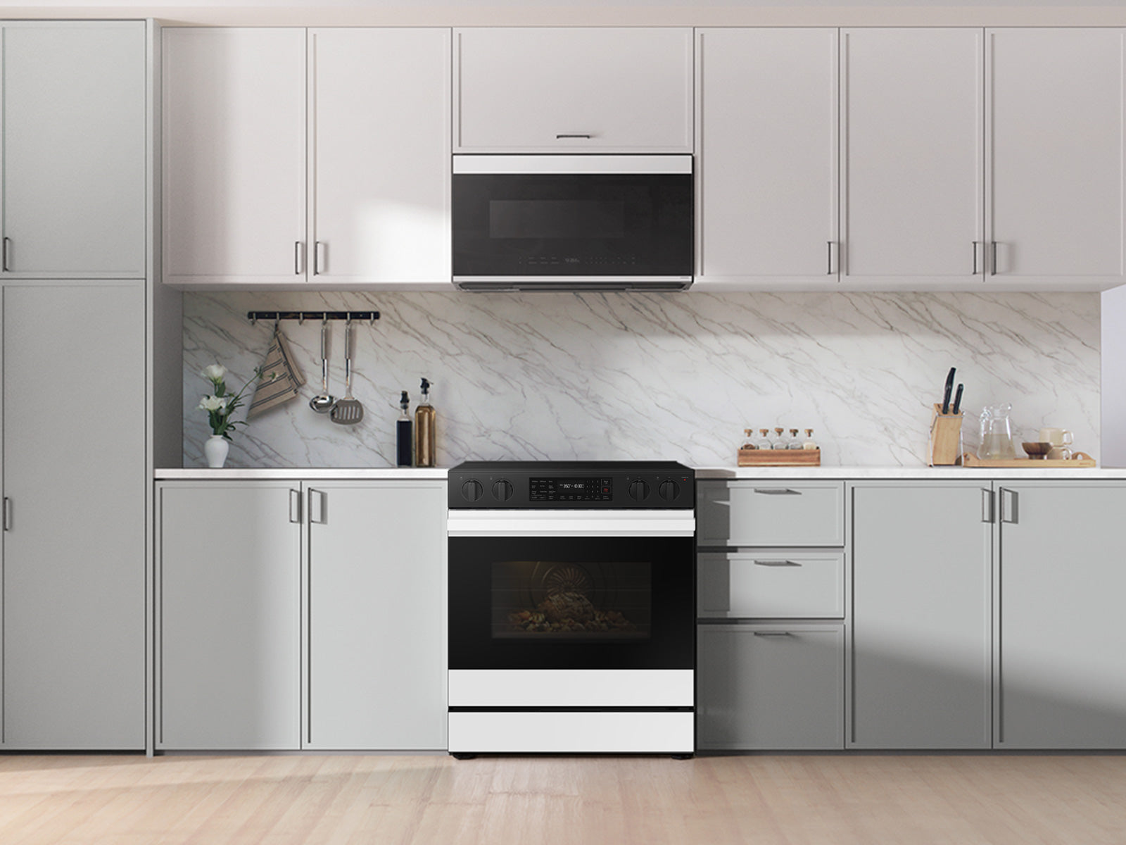 Samsung Bespoke 6.3 cu. ft. Smart Slide-In Electric Range with Air Fry & Precision Knobs | NSE6DB830012