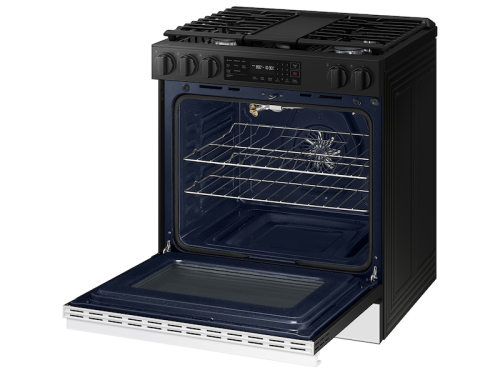 Samsung Bespoke 6.0 cu. ft. Smart Slide-In Gas Range with Air Fry & Precision Knobs | NSG6DB830012