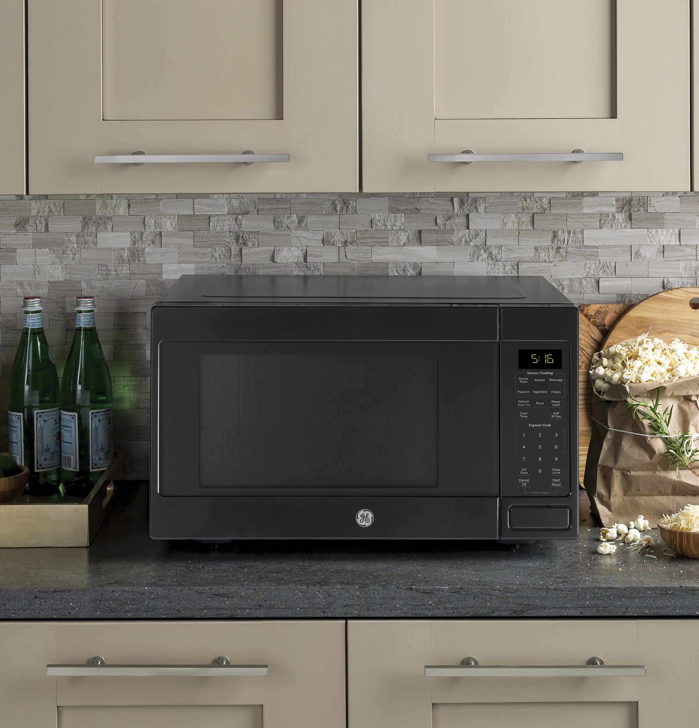 GE 1.6 Cu. Ft. Countertop Microwave Oven | GCST16S1WBB